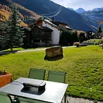 Apartman Au Pied De La Telecabine, Saastalcards
