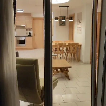 Au Pied De La Telecabine, Saastalcards * Saas Fee