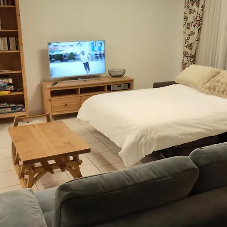 Apartamento Au Pied De La Télécabine, Saastalcards