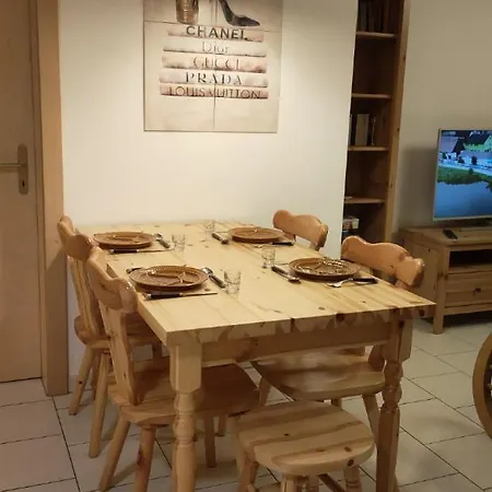 Au Pied De La Telecabine, Saastalcards *