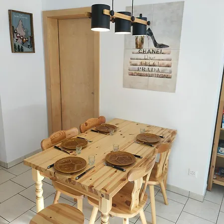 Au Pied De La Telecabine, Saastalcards Apartman Saas Fee