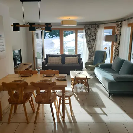 Au Pied De La Telecabine, Saastalcards