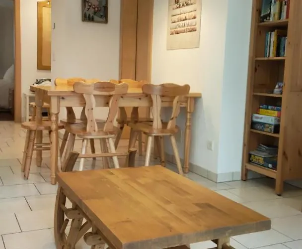 Au Pied De La Telecabine, Saastalcards * Saas-Fee