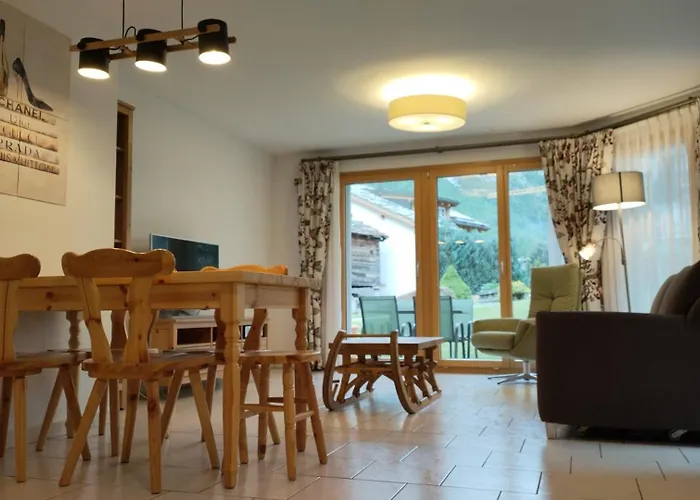 Au Pied De La Telecabine, Saastalcards