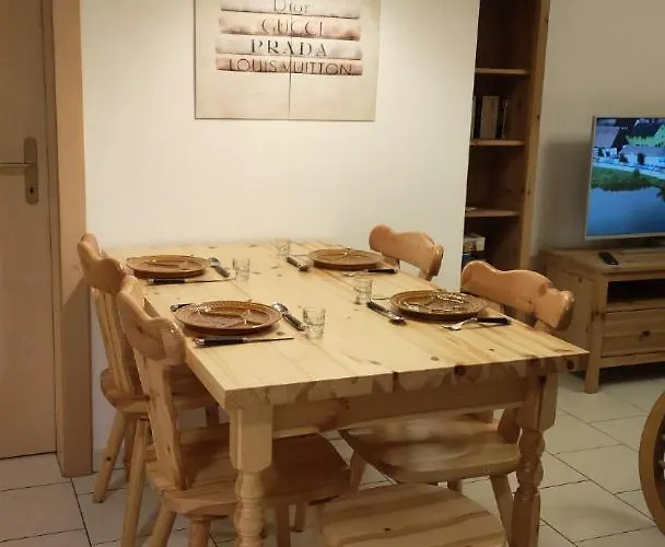 Au Pied De La Telecabine, Saastalcards *