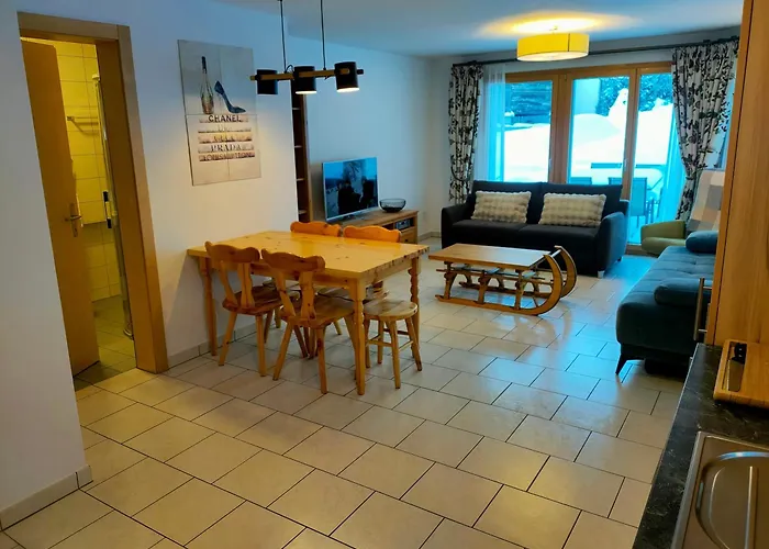 Apartment Au Pied De La Telecabine, Saastalcards *