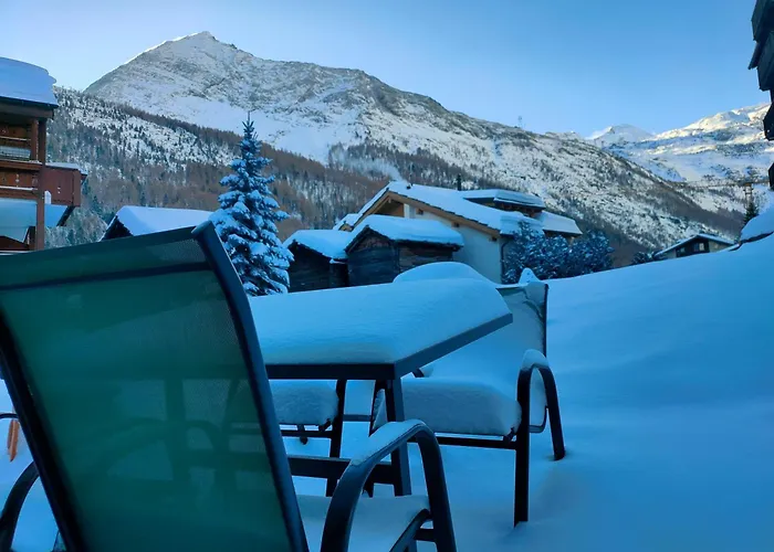 Apartment Au Pied De La Telecabine, Saastalcards *