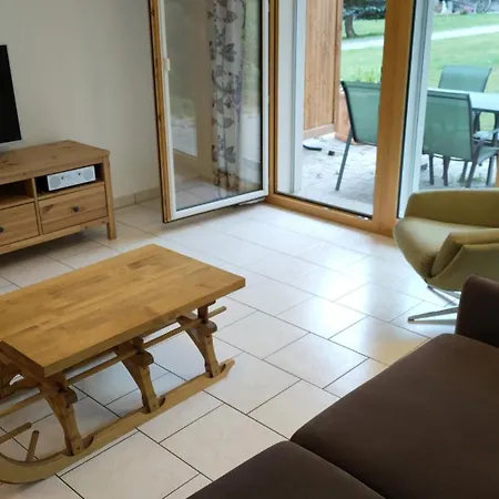 Apartment Au Pied De La Telecabine, Saastalcards *