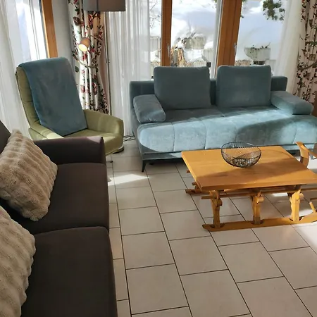 Apartment Au Pied De La Telecabine, Saastalcards